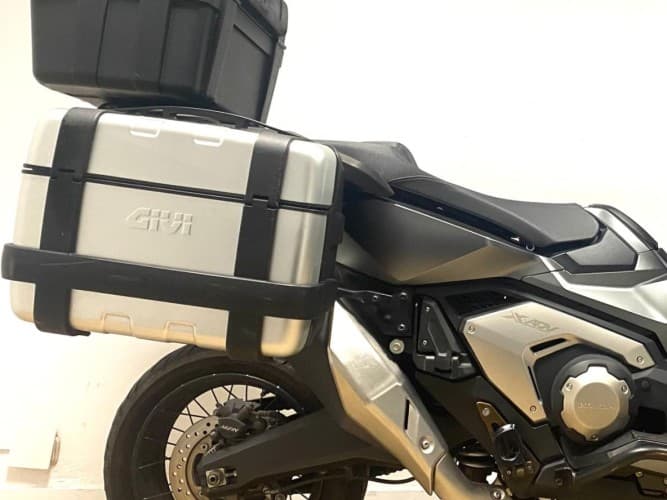 Comprar HONDA X-ADV 750 (A) 2022 de segunda mano HONDA X-ADV 750 (A) 2022 de segunda mano