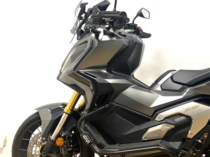 Comprar HONDA X-ADV 750 (A) 2022 de segunda mano HONDA X-ADV 750 (A) 2022 de segunda mano