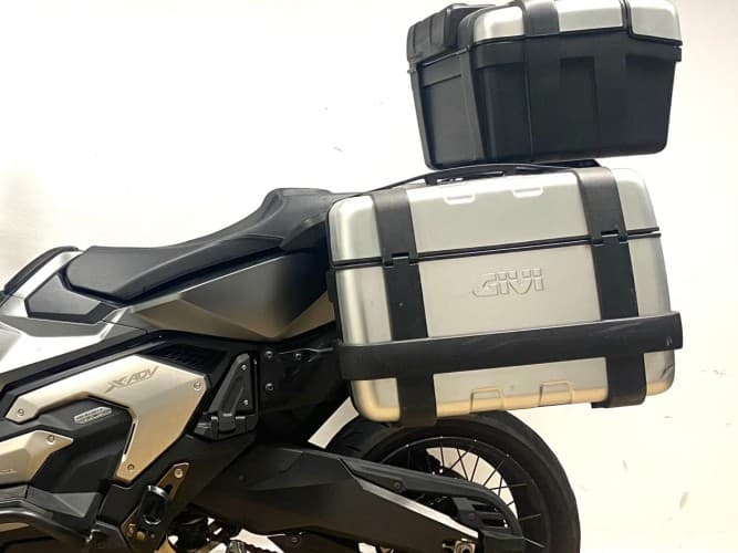 Comprar HONDA X-ADV 750 (A) 2022 de segunda mano HONDA X-ADV 750 (A) 2022 de segunda mano
