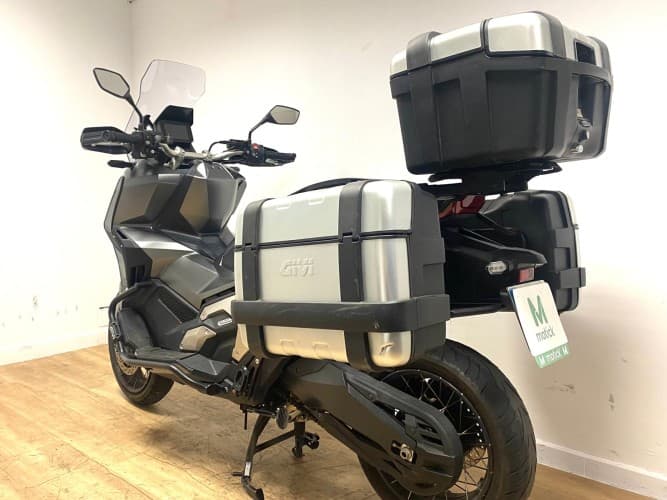 Comprar HONDA X-ADV 750 (A) 2022 de segunda mano HONDA X-ADV 750 (A) 2022 de segunda mano