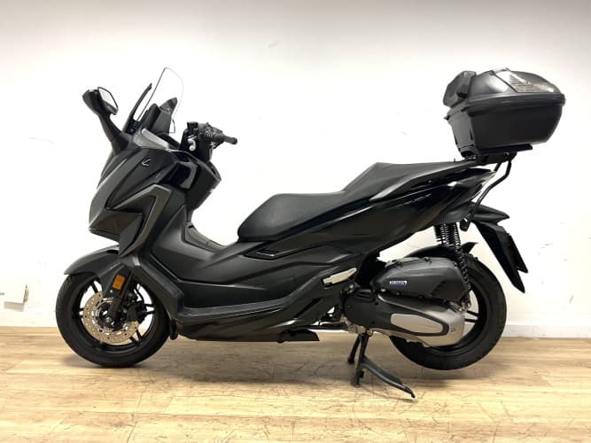 Comprar HONDA FORZA 125 2022 de segunda mano HONDA FORZA 125 2022 de segunda mano