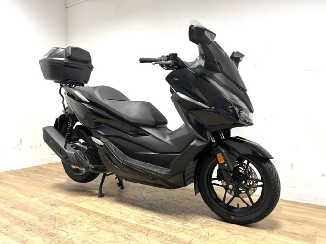 Comprar HONDA FORZA 125 2022 de segunda mano HONDA FORZA 125 2022 de segunda mano