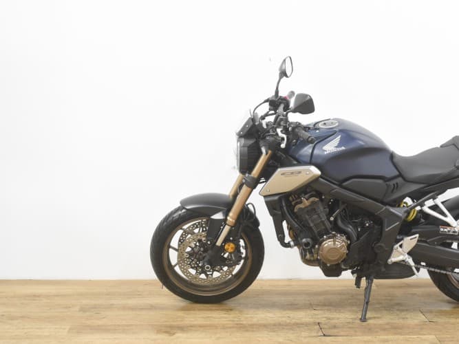 Comprar HONDA CB 650 R (A) 2019 de segunda mano HONDA CB 650 R (A) 2019 de segunda mano