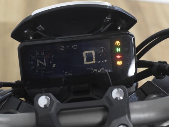 Comprar HONDA CB 650 R (A) 2019 de segunda mano HONDA CB 650 R (A) 2019 de segunda mano
