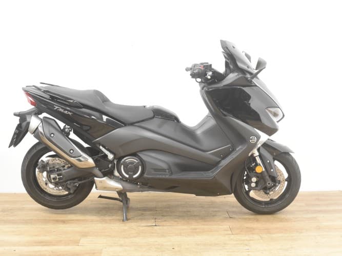 Comprar YAMAHA TMAX 530 2018 de segunda mano YAMAHA TMAX 530 2018 de segunda mano