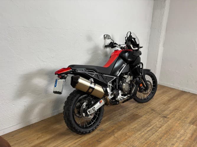 APRILIA TUAREG 660 2023 de segunda mano