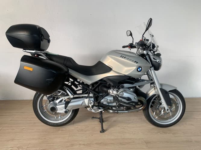 BMW R 1200 R (2 PAQUETES+ 3 MALETAS) 2008 de segunda mano