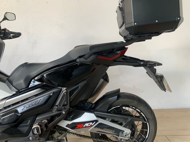 Comprar HONDA X-ADV 750 (A) 2018 de segunda mano HONDA X-ADV 750 (A) 2018 de segunda mano