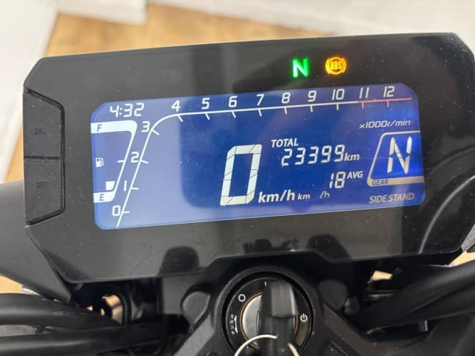 HONDA CB 125 R 2020 de segunda mano