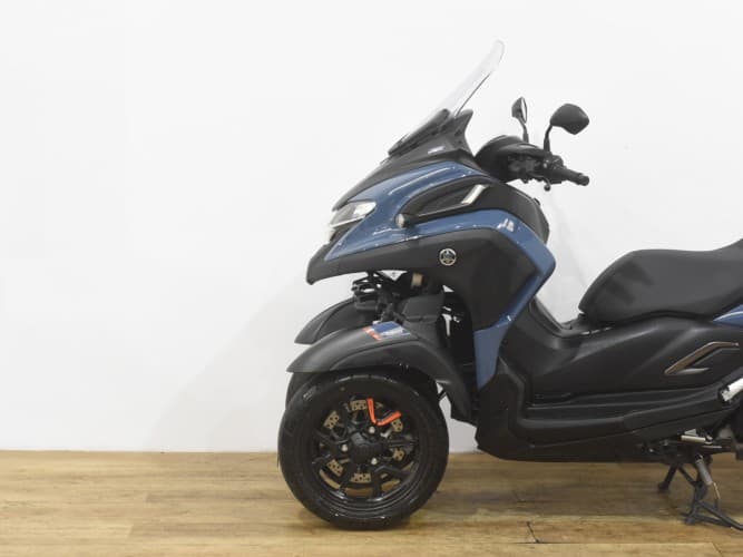 Comprar YAMAHA TRICITY 300 2023 de segunda mano YAMAHA TRICITY 300 2023 de segunda mano