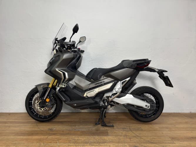 Comprar HONDA X-ADV 750 (A) 2018 de segunda mano HONDA X-ADV 750 (A) 2018 de segunda mano