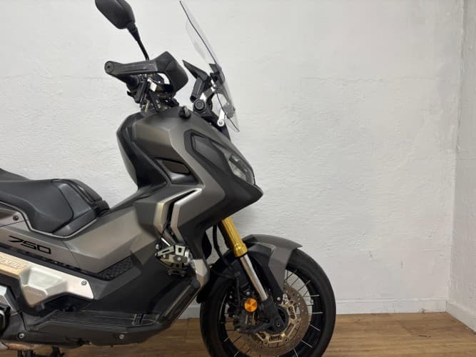 Comprar HONDA X-ADV 750 (A) 2018 de segunda mano HONDA X-ADV 750 (A) 2018 de segunda mano