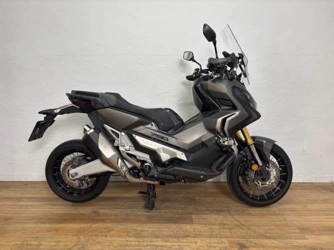 Comprar HONDA X-ADV 750 (A) 2018 de segunda mano HONDA X-ADV 750 (A) 2018 de segunda mano