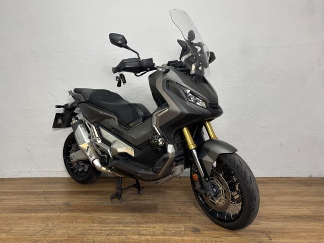 Comprar HONDA X-ADV 750 (A) 2018 de segunda mano HONDA X-ADV 750 (A) 2018 de segunda mano