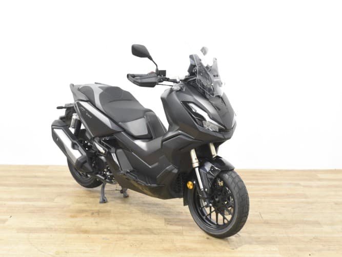 Comprar HONDA ADV 350 2024 de segunda mano HONDA ADV 350 2024 de segunda mano