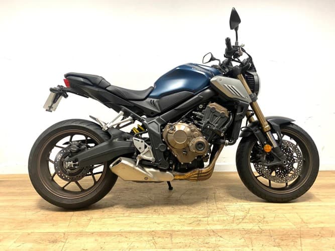 Comprar HONDA CB 650 R (A) 2020 de segunda mano HONDA CB 650 R (A) 2020 de segunda mano