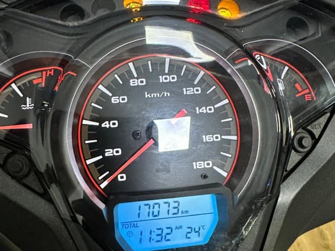 Comprar HONDA SH 300I (IMPORT. REMAT. 2025) 2019 de segunda mano HONDA SH 300I (IMPORT. REMAT. 2025) 2019 de segunda mano