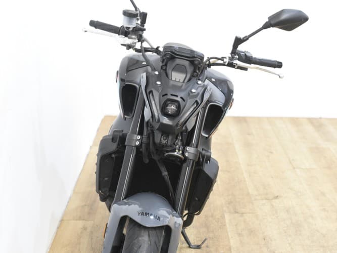 Comprar YAMAHA MT-09 (A2) 2023 de segunda mano YAMAHA MT-09 (A2) 2023 de segunda mano
