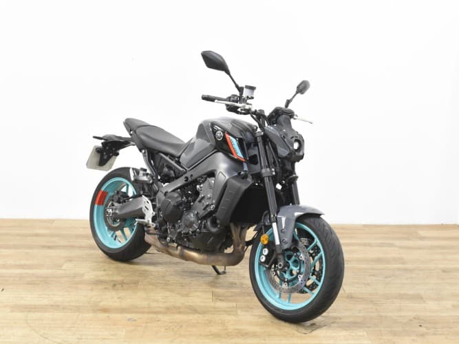 Comprar YAMAHA MT-09 (A2) 2023 de segunda mano YAMAHA MT-09 (A2) 2023 de segunda mano