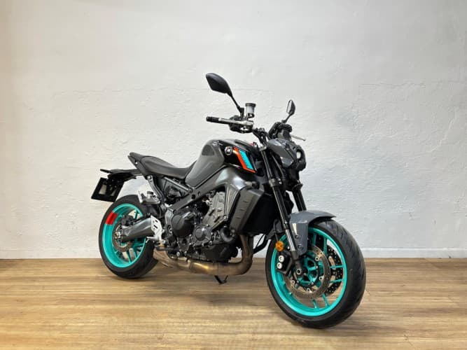 Comprar YAMAHA MT-09 (A2) 2023 de segunda mano YAMAHA MT-09 (A2) 2023 de segunda mano
