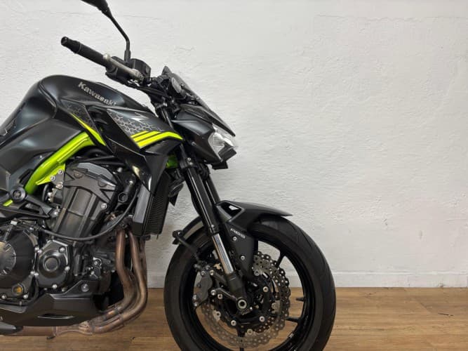 Comprar KAWASAKI Z 900 (e)(A) 2022 de segunda mano KAWASAKI Z 900 (e)(A) 2022 de segunda mano