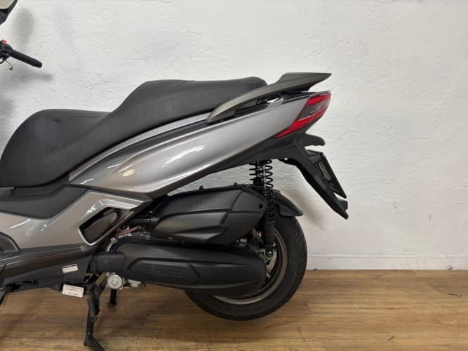 Comprar KYMCO GRAND DINK 125 2016 de segunda mano KYMCO GRAND DINK 125 2016 de segunda mano
