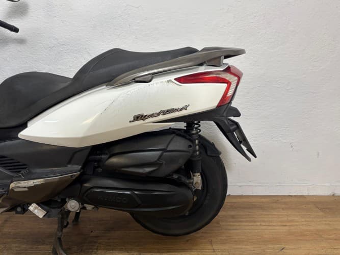KYMCO SUPER DINK 125 2016 de segunda mano