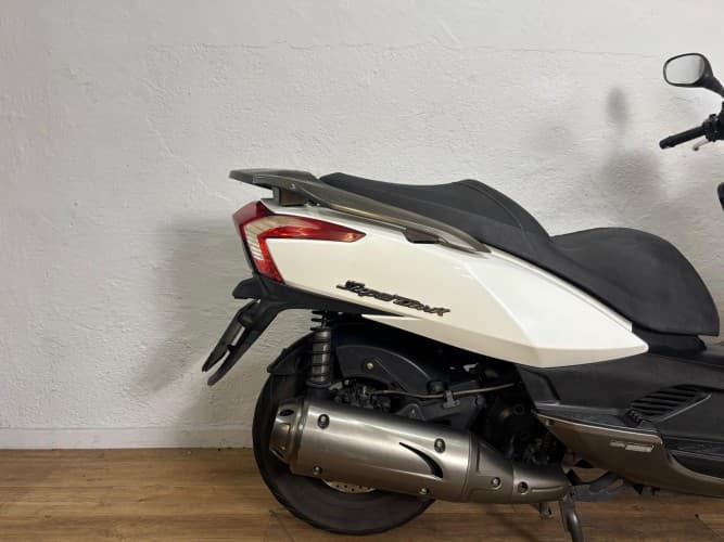 KYMCO SUPER DINK 125 2016 de segunda mano