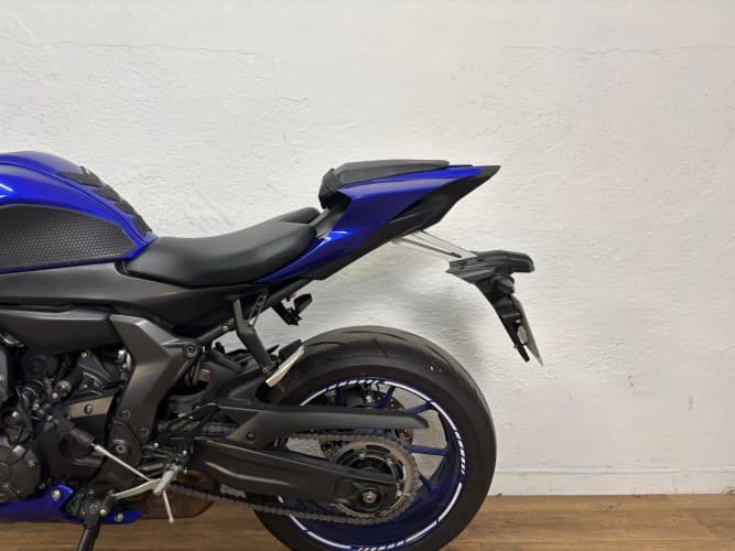 Comprar YAMAHA R7 (A2) 2023 de segunda mano YAMAHA R7 (A2) 2023 de segunda mano