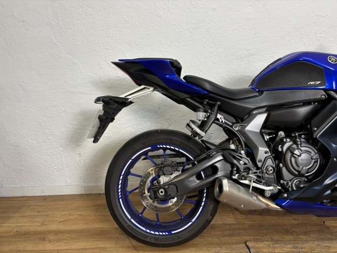 Comprar YAMAHA R7 (A2) 2023 de segunda mano YAMAHA R7 (A2) 2023 de segunda mano
