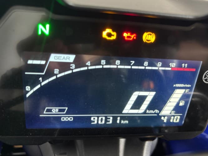 Comprar YAMAHA R7 (A2) 2023 de segunda mano YAMAHA R7 (A2) 2023 de segunda mano