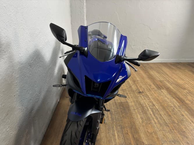 Comprar YAMAHA R7 (A2) 2023 de segunda mano YAMAHA R7 (A2) 2023 de segunda mano