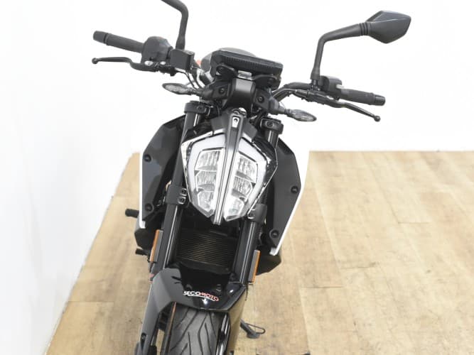 Comprar KTM DUKE 390 2023 de segunda mano KTM DUKE 390 2023 de segunda mano