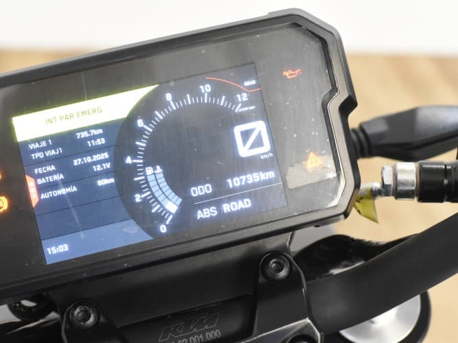 Comprar KTM DUKE 390 2023 de segunda mano KTM DUKE 390 2023 de segunda mano