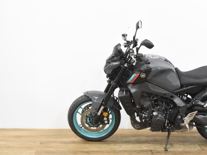 Comprar YAMAHA MT-09 (A2) 2022 de segunda mano YAMAHA MT-09 (A2) 2022 de segunda mano