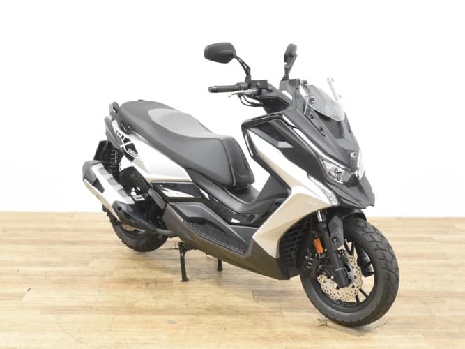 Comprar KYMCO DTX 125 2024 de segunda mano KYMCO DTX 125 2024 de segunda mano