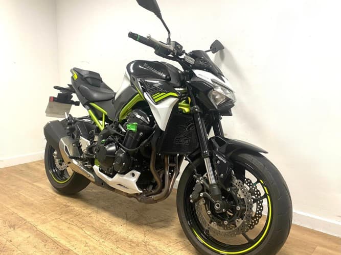 Comprar KAWASAKI Z 900 (e)(A2) 2020 de segunda mano KAWASAKI Z 900 (e)(A2) 2020 de segunda mano