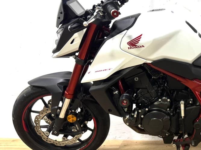 Comprar HONDA CB 750 HORNET 2024 de segunda mano HONDA CB 750 HORNET 2024 de segunda mano