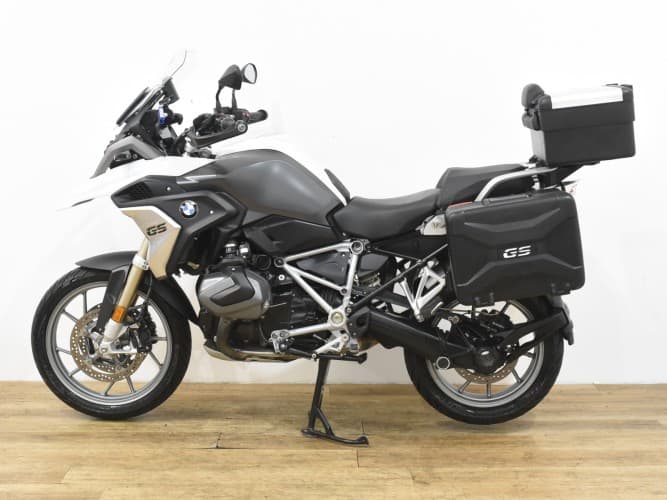 Comprar BMW R 1250 GS (IVA)(FULL EQUIP+ 3MAL)(Revi. 60 mil OK) 2023 de segunda mano BMW R 1250 GS (IVA)(FULL EQUIP+ 3MAL)(Revi. 60 mil OK) 2023 de segunda mano