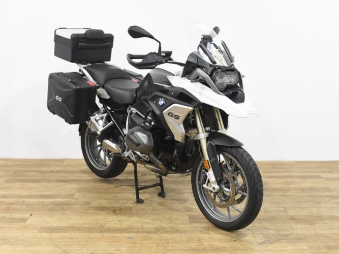 Comprar BMW R 1250 GS (IVA)(FULL EQUIP+ 3MAL)(Revi. 60 mil OK) 2023 de segunda mano BMW R 1250 GS (IVA)(FULL EQUIP+ 3MAL)(Revi. 60 mil OK) 2023 de segunda mano