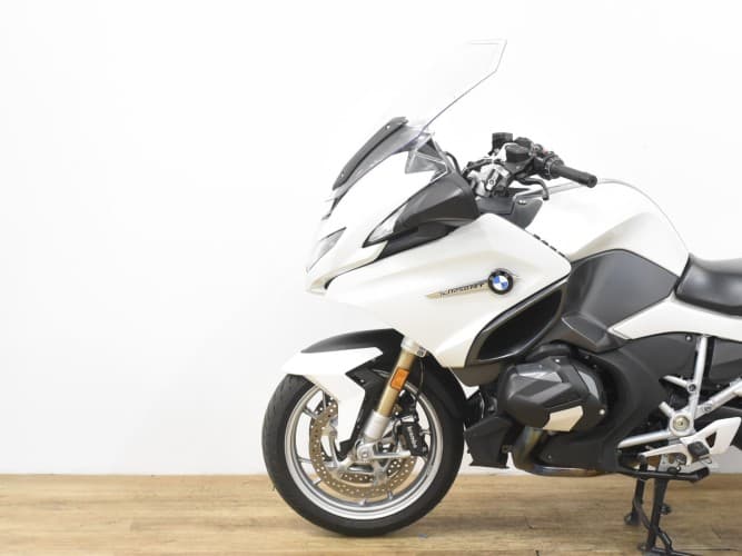 Comprar BMW R 1250 RT (IVA)(PACK DYNAMIC AND COMFORT) 2022 de segunda mano BMW R 1250 RT (IVA)(PACK DYNAMIC AND COMFORT) 2022 de segunda mano