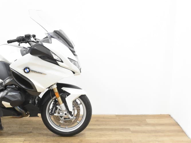 Comprar BMW R 1250 RT (IVA)(PACK DYNAMIC AND COMFORT) 2022 de segunda mano BMW R 1250 RT (IVA)(PACK DYNAMIC AND COMFORT) 2022 de segunda mano