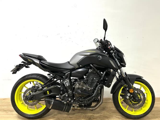 Comprar YAMAHA MT-07 (A) 2018 de segunda mano YAMAHA MT-07 (A) 2018 de segunda mano