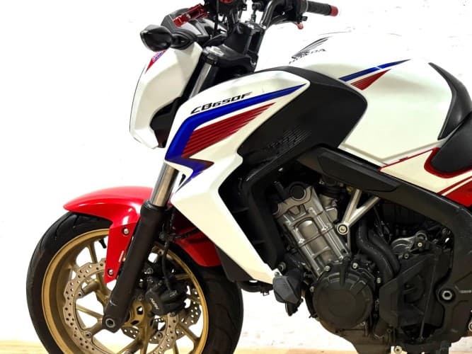 HONDA CB 650 F (A2) 2015 de segunda mano