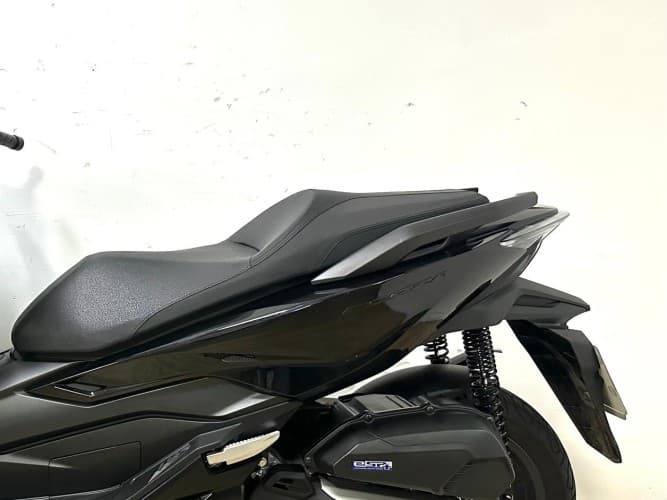 Comprar HONDA FORZA 125 2022 de segunda mano HONDA FORZA 125 2022 de segunda mano