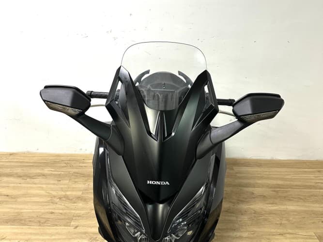Comprar HONDA FORZA 125 2022 de segunda mano HONDA FORZA 125 2022 de segunda mano