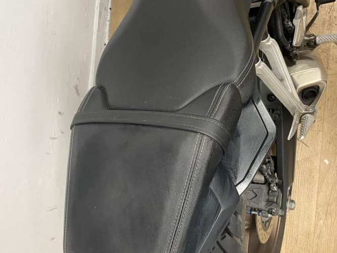 Comprar HONDA CB 650 R 2019 de segunda mano HONDA CB 650 R 2019 de segunda mano