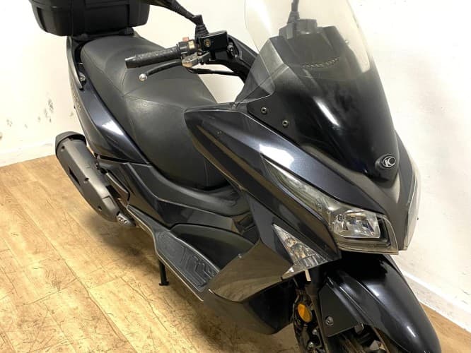 Comprar KYMCO GRAND DINK 125 2018 de segunda mano KYMCO GRAND DINK 125 2018 de segunda mano