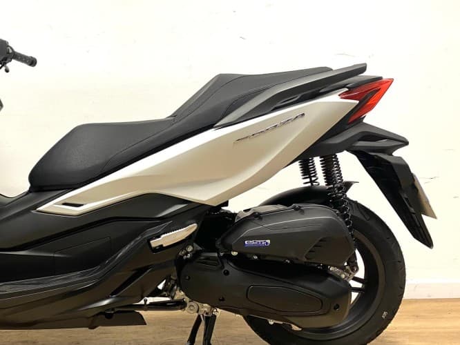 Comprar HONDA FORZA 125 2025 de segunda mano HONDA FORZA 125 2025 de segunda mano