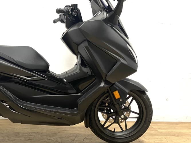 Comprar HONDA FORZA 125 (IVA DEDUCIBLE) 2025 de segunda mano HONDA FORZA 125 (IVA DEDUCIBLE) 2025 de segunda mano